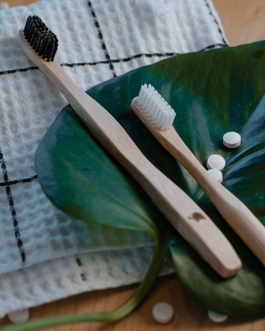 Green-Living-Bamboo-Daily-Essentials Brownstick