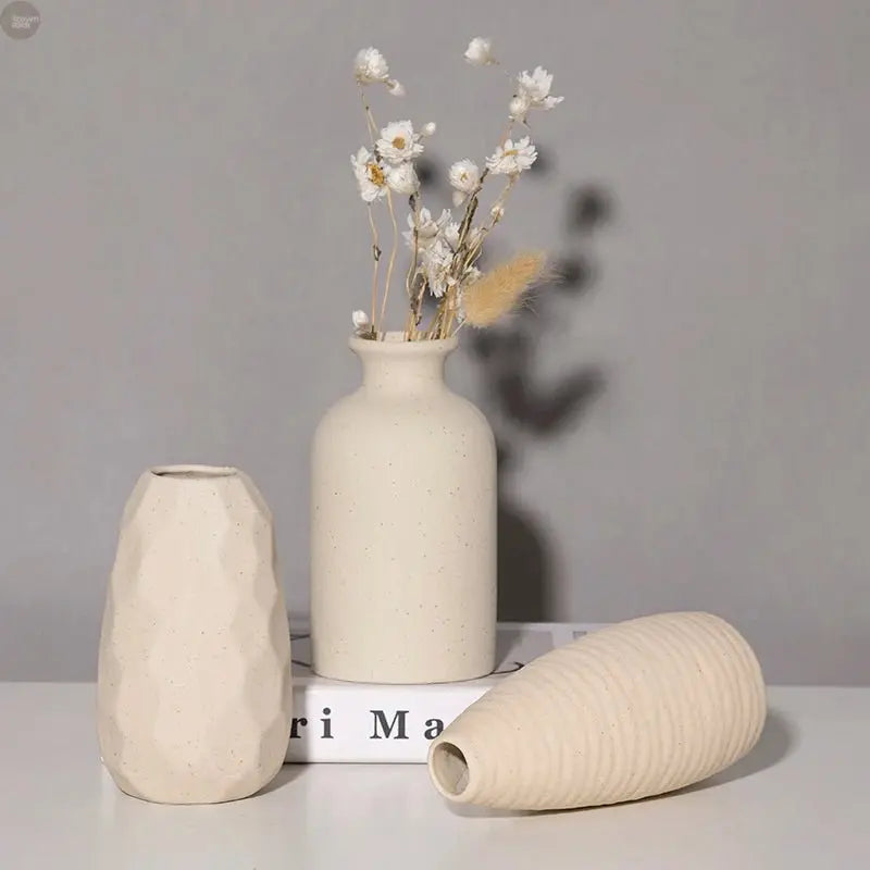 Ceramic Flower Vase for Retro Table Decor, Dried Flower Arrangements, Home Wedding Gifts, Aesthetic Desktop Ornament - Brownstick