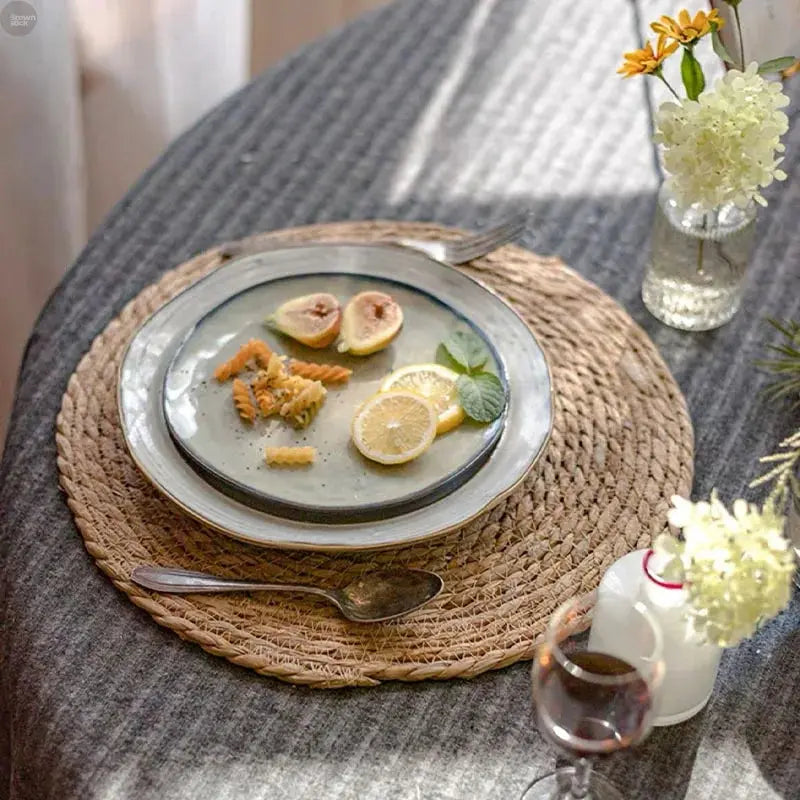 Handwoven Rattan Placemats Round Heat-Resistant Table Mats Brownstick