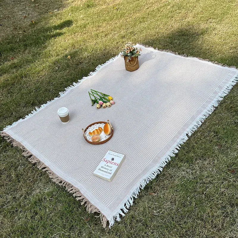 Portable Grid Picnic Mat – Moisture-Proof Outdoor Blanket (90x150 cm) Brownstick