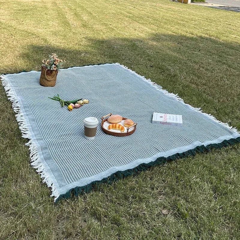 Portable Grid Picnic Mat – Moisture-Proof Outdoor Blanket (90x150 cm) Brownstick