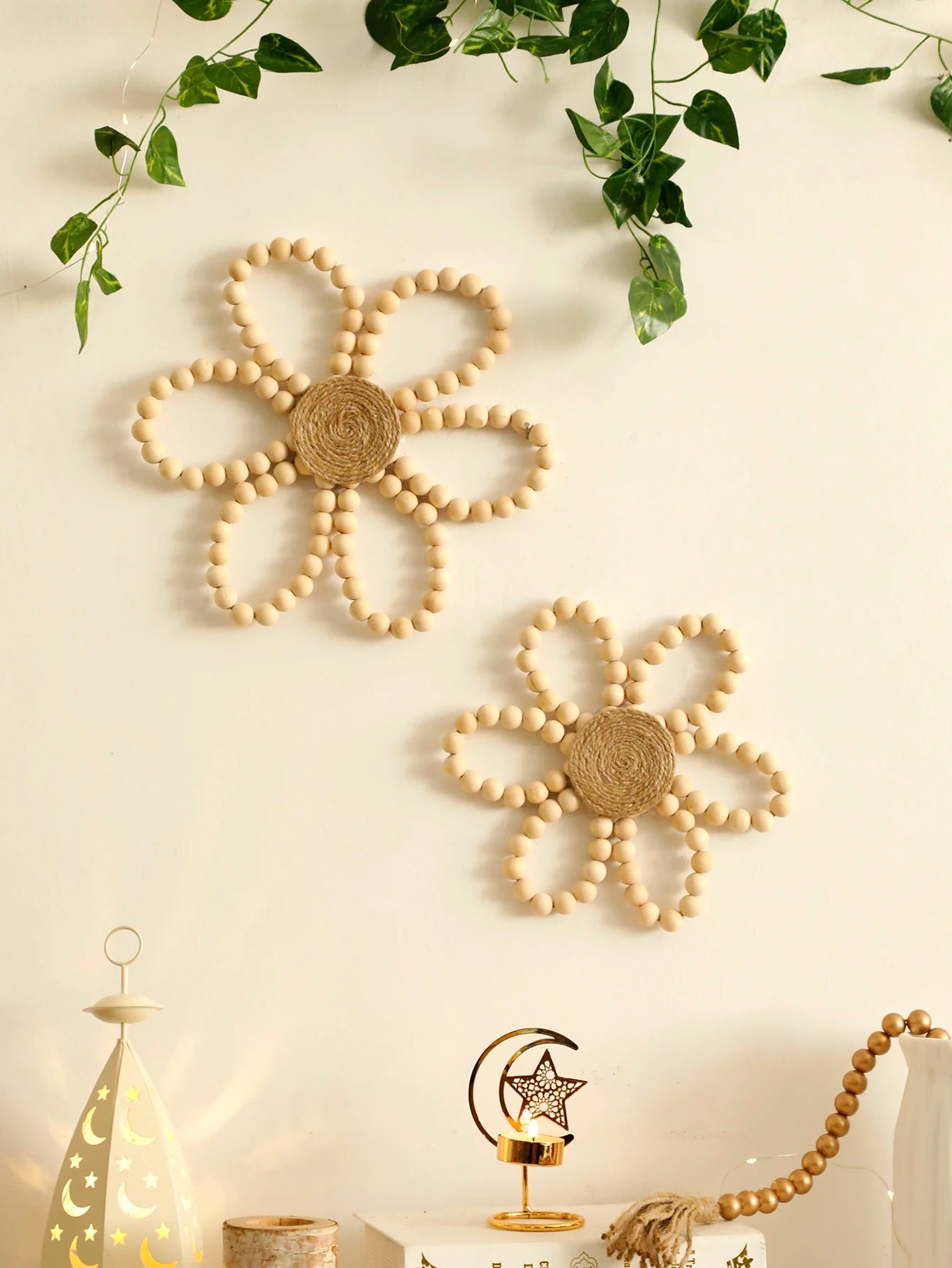 Wooden Daisy Flower Wall Hanging – Boho Beaded Home Decor Brownstick