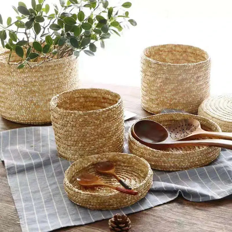 Straw Woven Storage Basket with Lid – Eco-Friendly Organizer Box Brownstick